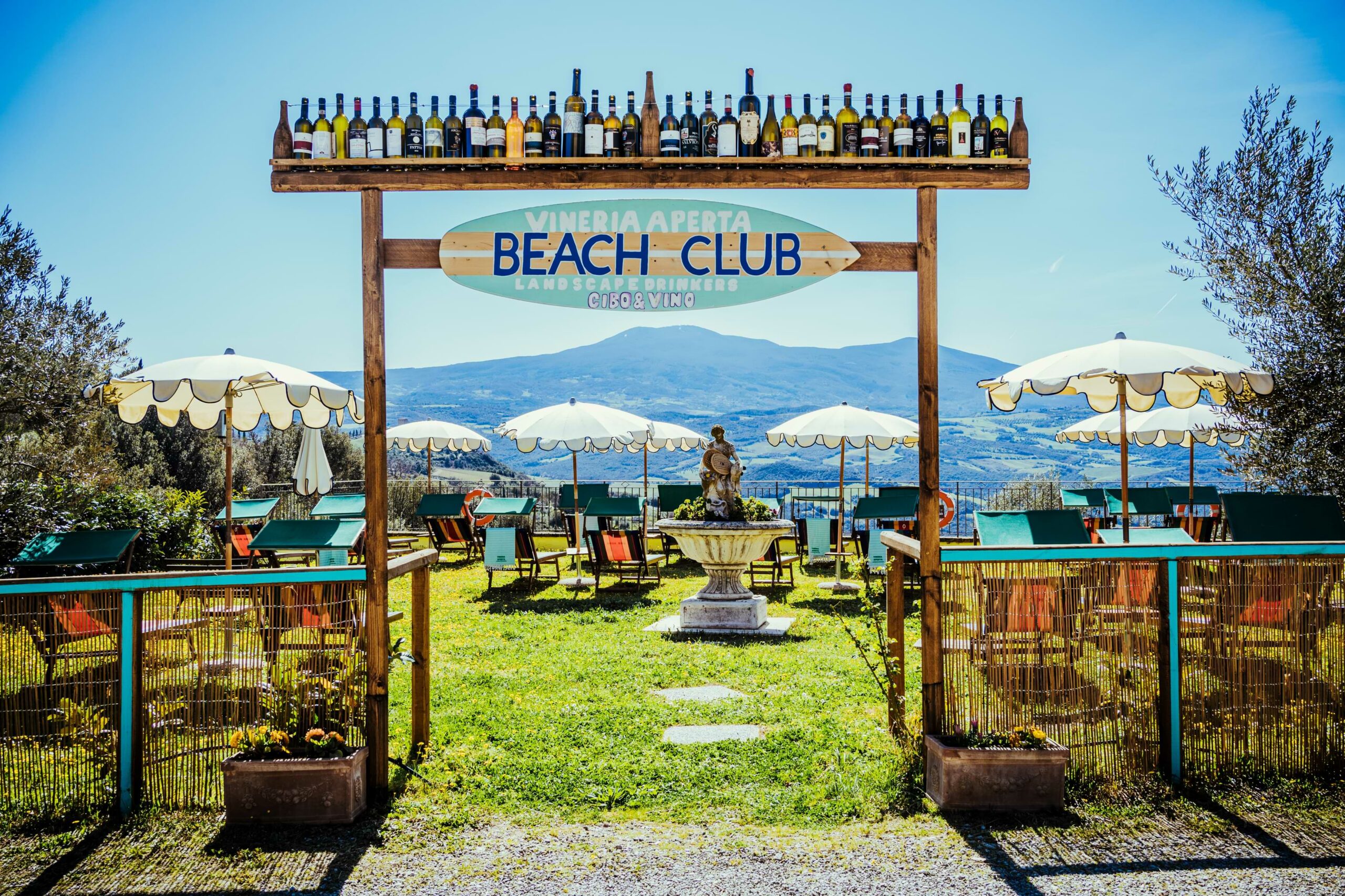 Vineria Aperta Beach Club